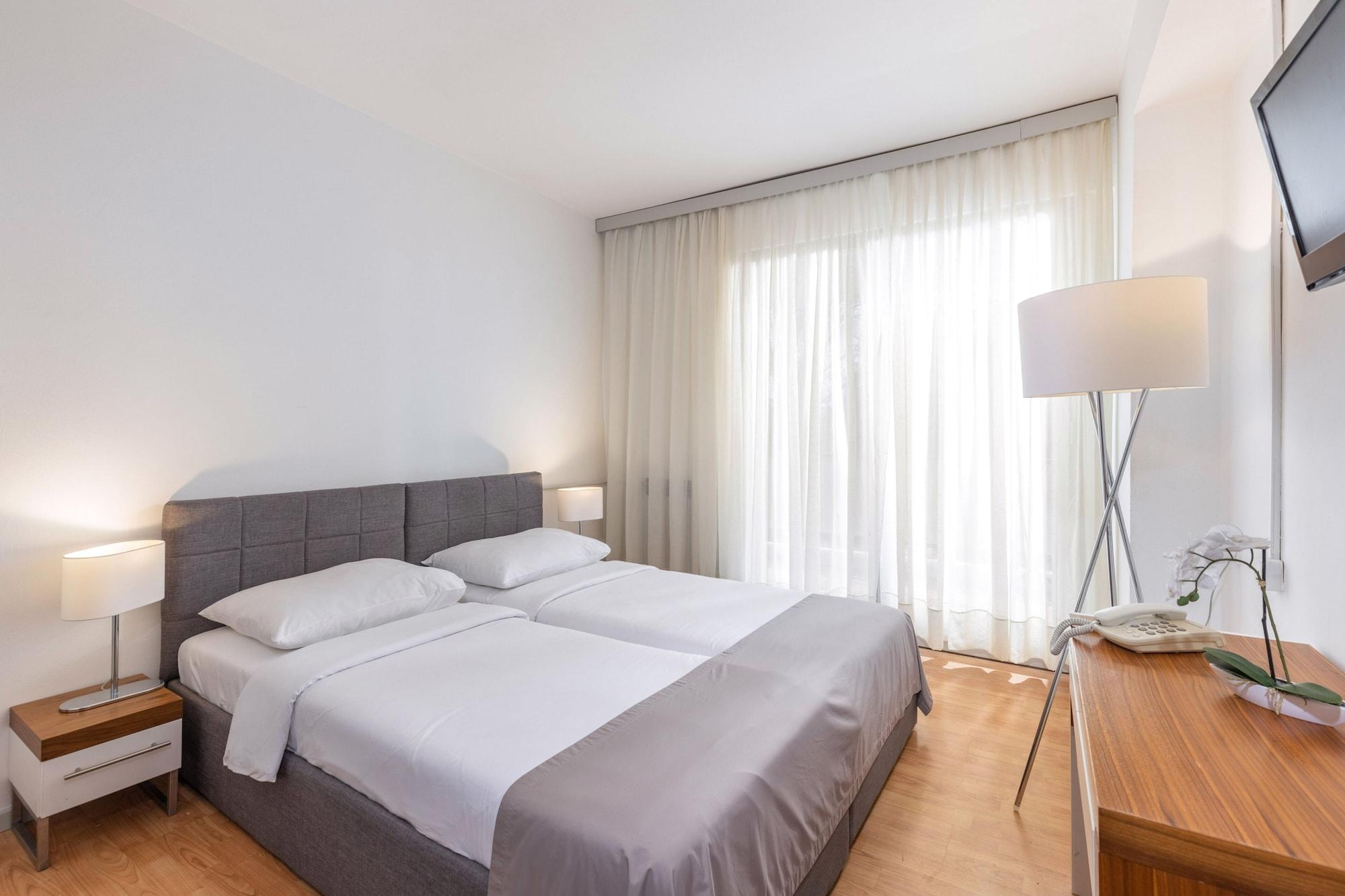 Hotel Zagreb Crikvenica Luaran gambar