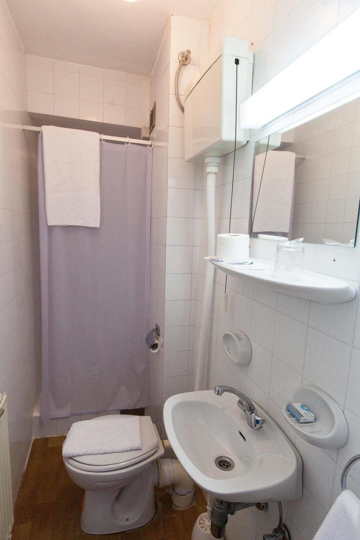 Hotel Zagreb Crikvenica Luaran gambar